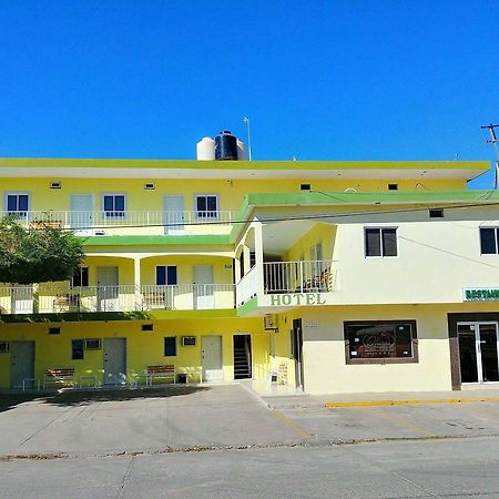 Hotel Posada Los Olivos Los Mochis Exterior foto